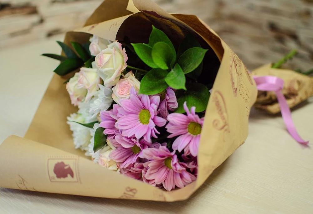 Букет цветов из: Розы и Хризантемы в Камышеватской