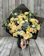 Букет цветов из:  Розы и Лизиантусы #REPLACE_PRED# Камышеватской
