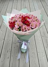 Букет цветов из:  Альстромерии в Камышеватской