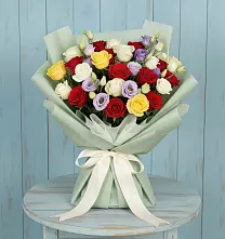Букет цветов из:  Розы в Камышеватской