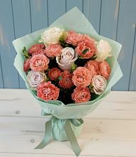 Букет цветов из:  Розы в Камышеватской