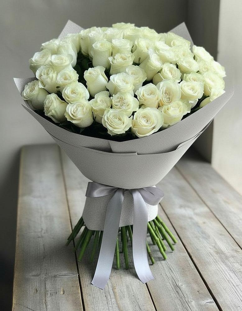 Букет 35 Белых роз в Камышеватской
