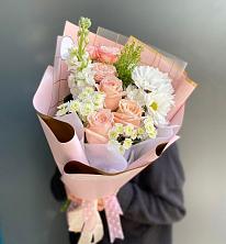 Букет цветов из:  Хризантемы и Розы в Камышеватской
