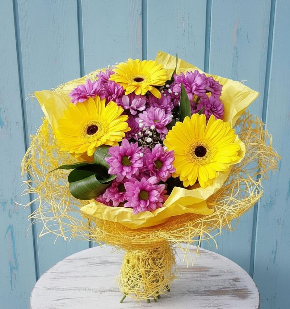 Букет цветов из: Хризантемы и Герберы в Камышеватской