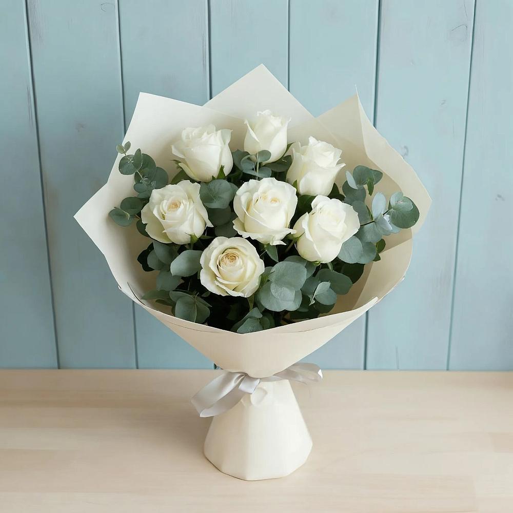 Букет Белые розы в Эвкалипте в Камышеватской