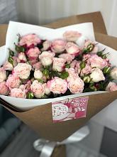 Букет цветов из:  Розы в Камышеватской