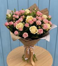 Букет цветов из:  Розы в Камышеватской