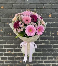 Букет цветов из:  Герберы и Хризантемы в Камышеватской