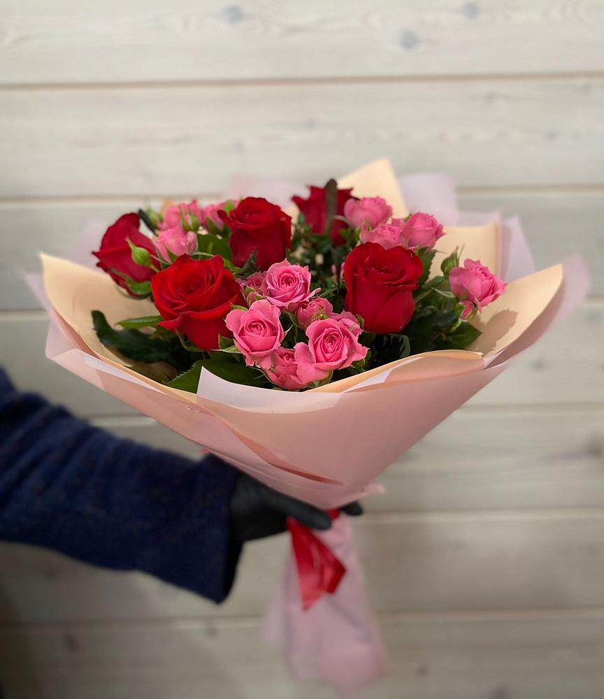 Букет цветов из: Розы в Камышеватской