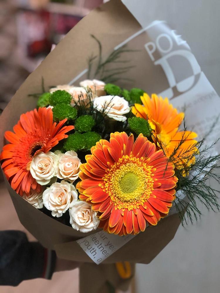 Букет цветов из: Герберы, Хризантемы и Розы в Камышеватской