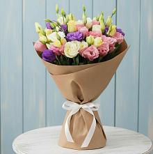 Букет цветов из:  Лизиантусы в Камышеватской